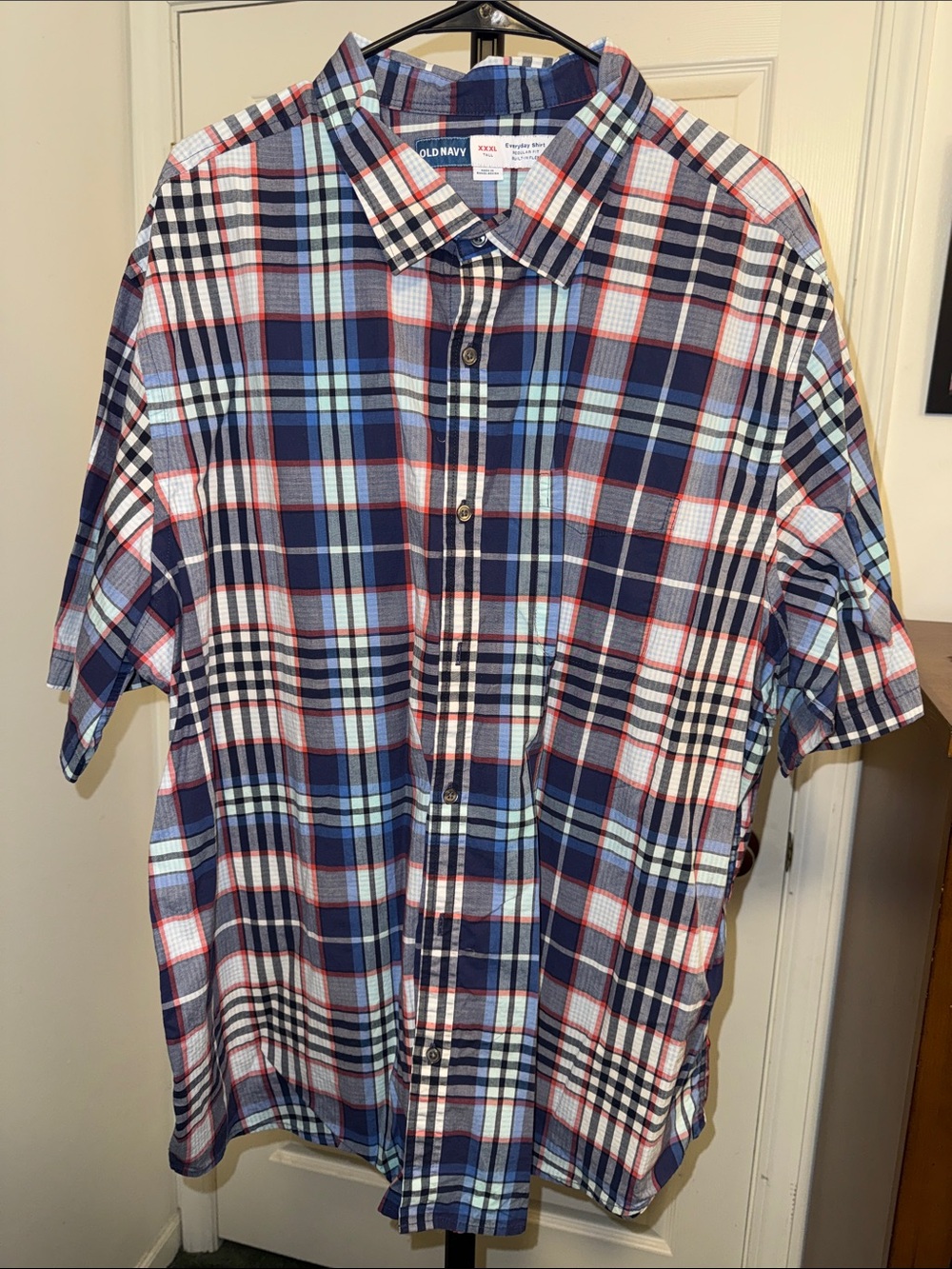 Old Navy Men’s 3XLT Short-Sleeve Plaid Button-Down Shirt - Navy, Red, Light Blue